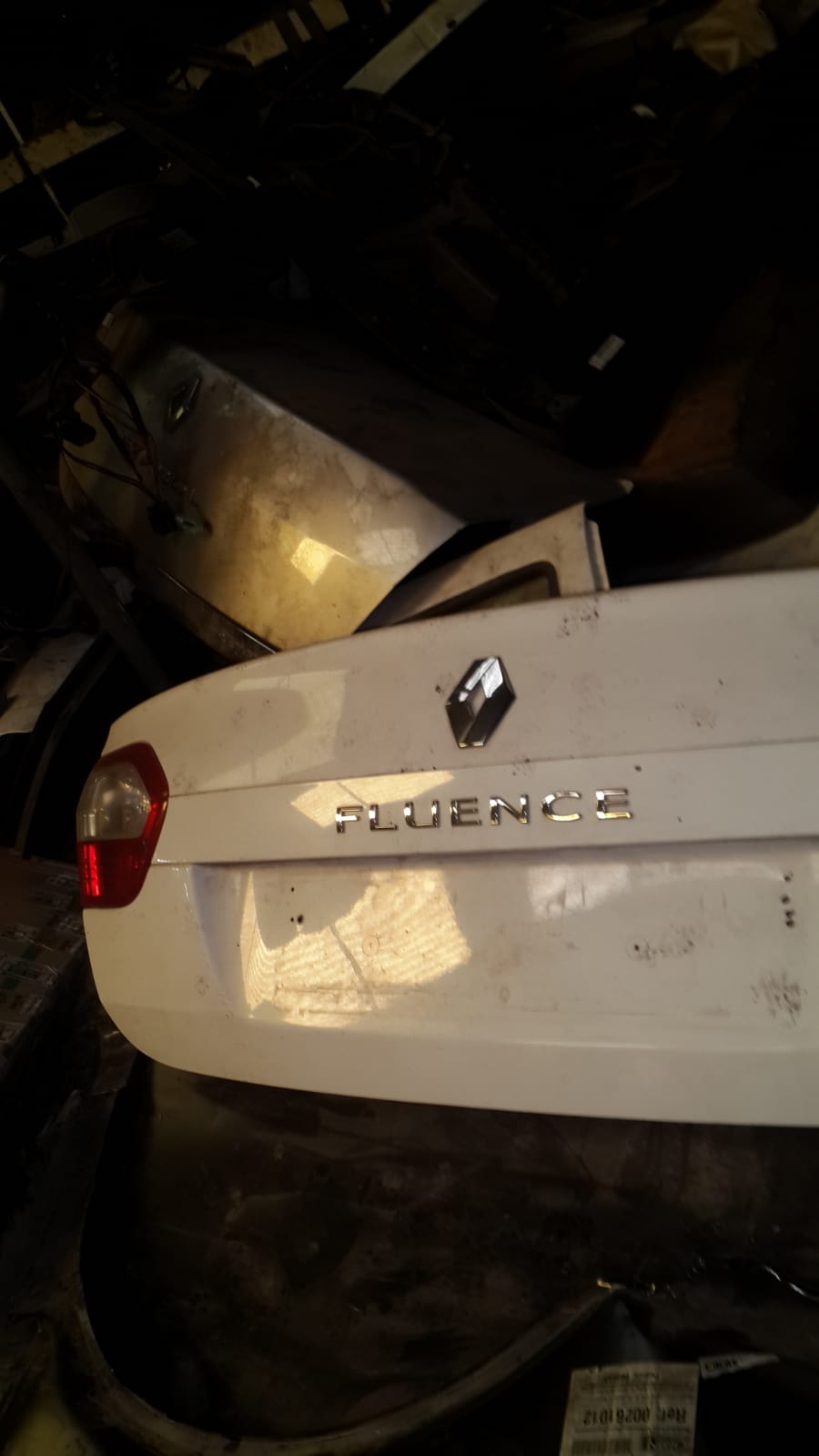 Fluence çıkma yedek parça_FLUENCE ARKA BAĞAJ KAPAĞI DOLU (4).jpeg
